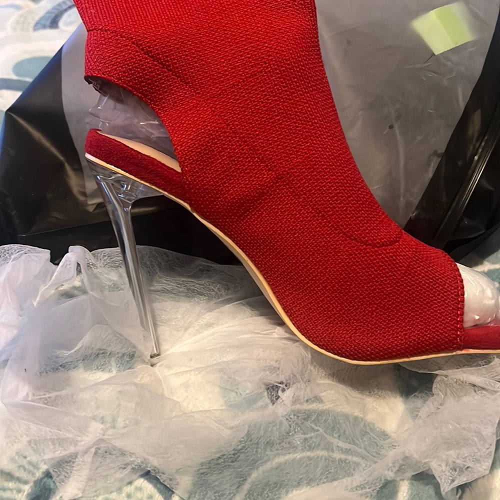 Red Hot ❤️😍Come Wear Me🎶